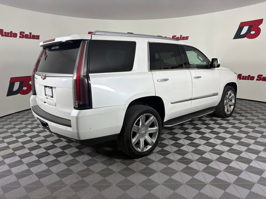 Used 2019 Cadillac Escalade Luxury AWD/4WD image 6