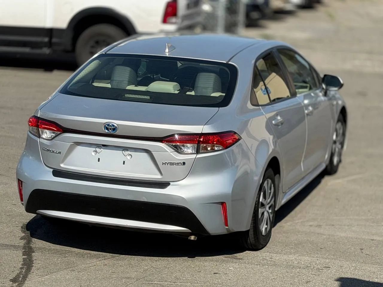 Used 2020 Toyota Corolla LE w/ Carpet Mat Package (TMS) FWD image 15