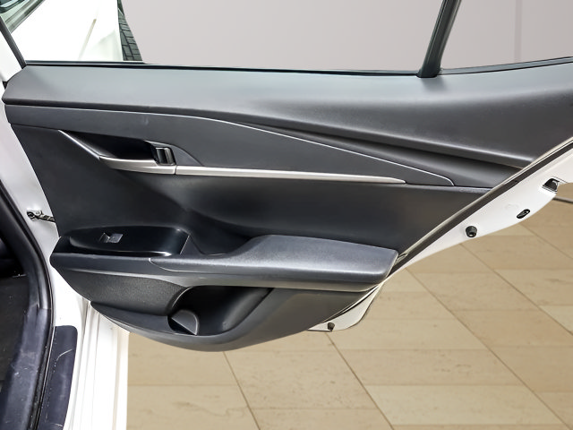 Certified 2025 Toyota Camry SE FWD image 20