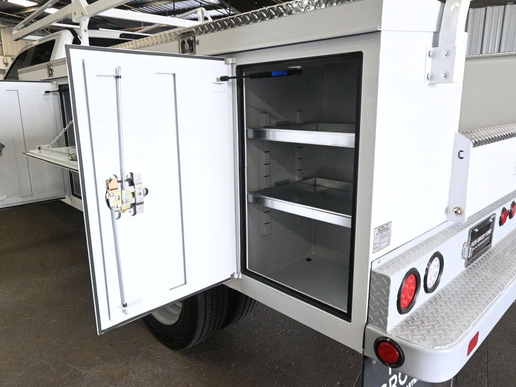 New 2026 Ford F550 2WD Crew Cab Super Duty image 25