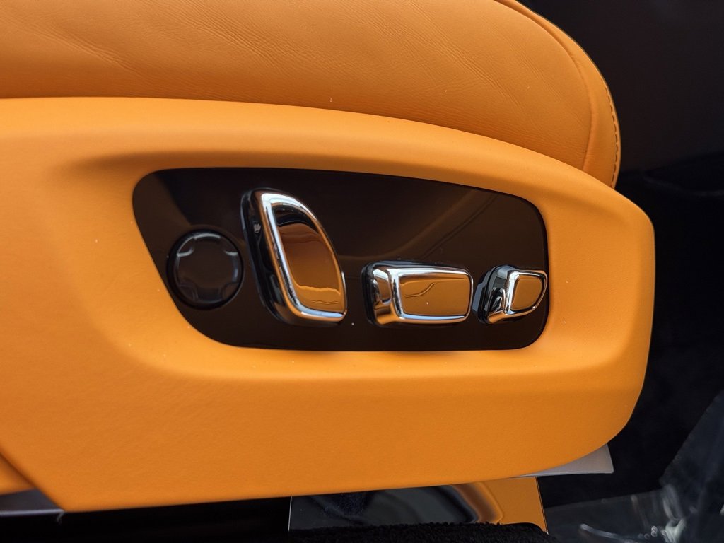 New 2026 Rolls-Royce Cullinan image 65