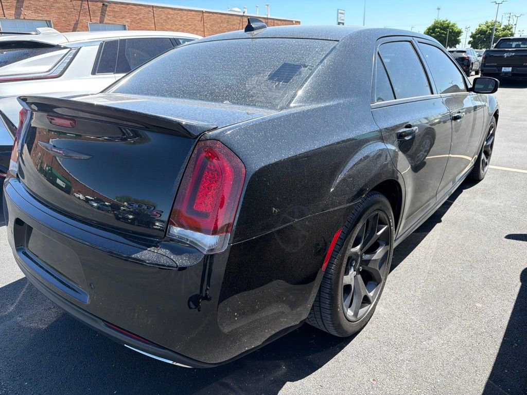 Used 2021 Chrysler 300 S w/ S Model Appearance Package RWD image 5