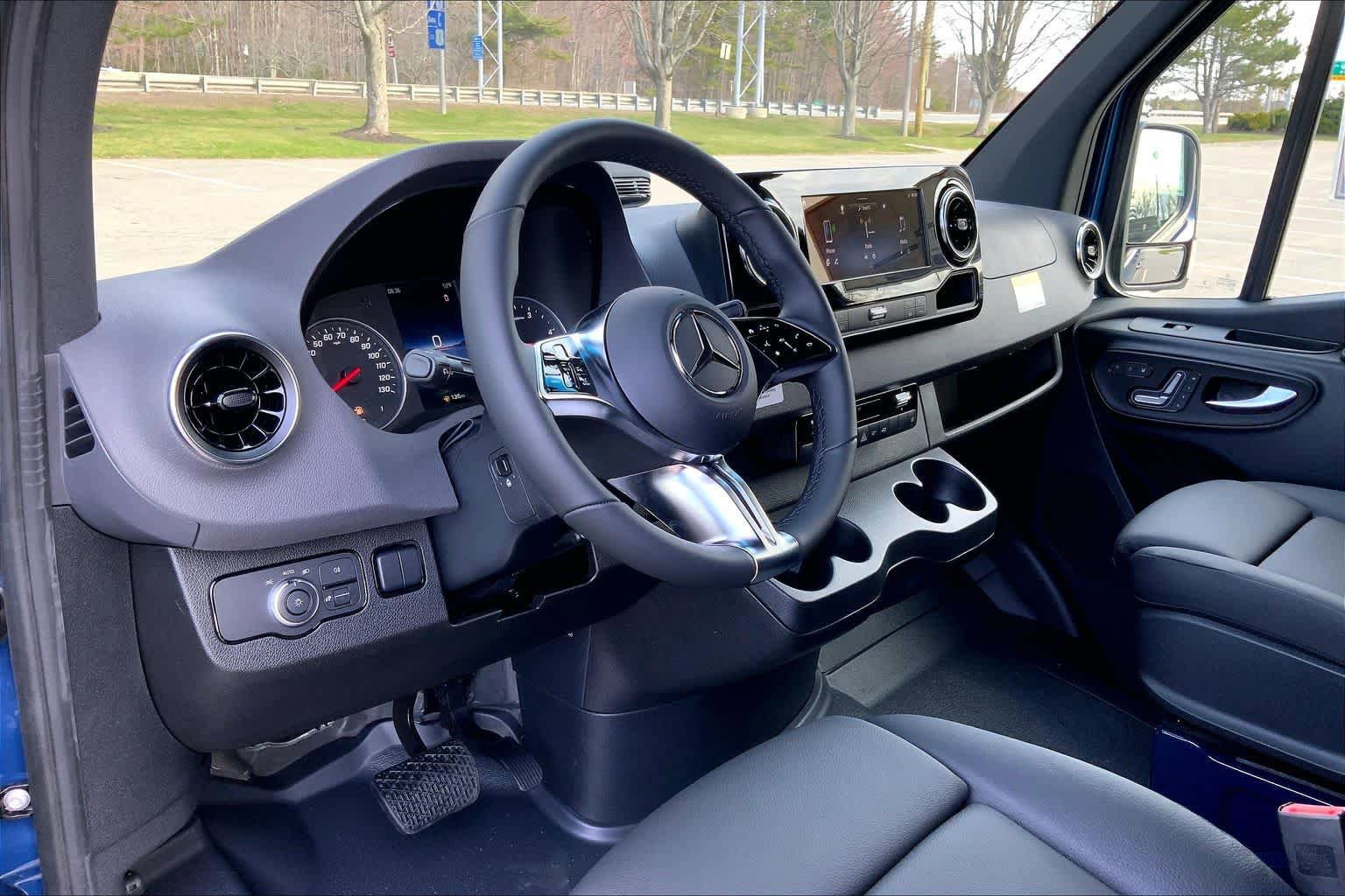 New 2026 Mercedes-Benz Sprinter 2500 image 9