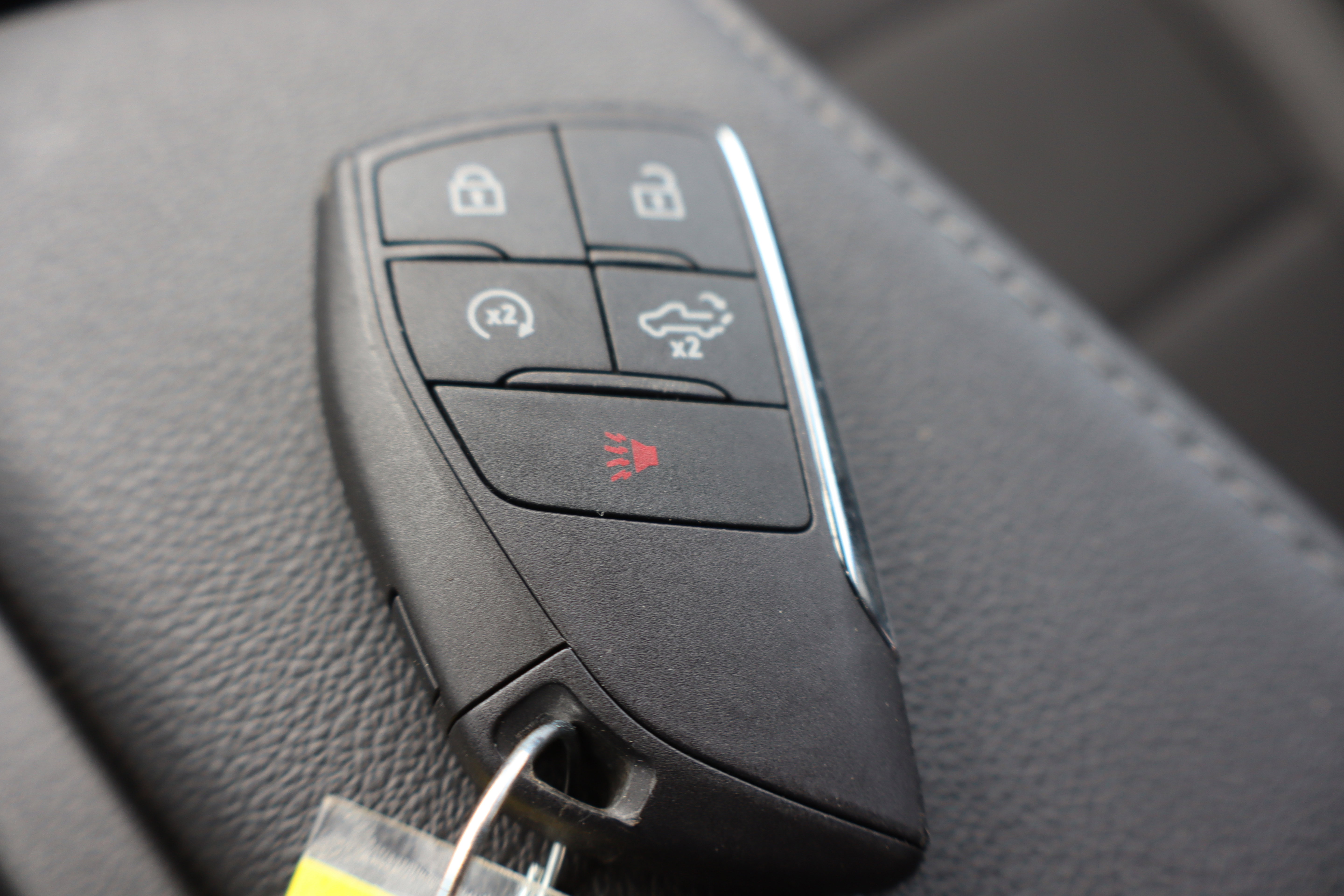 Used 2024 Chevrolet Silverado 1500 LT AWD/4WD image 28