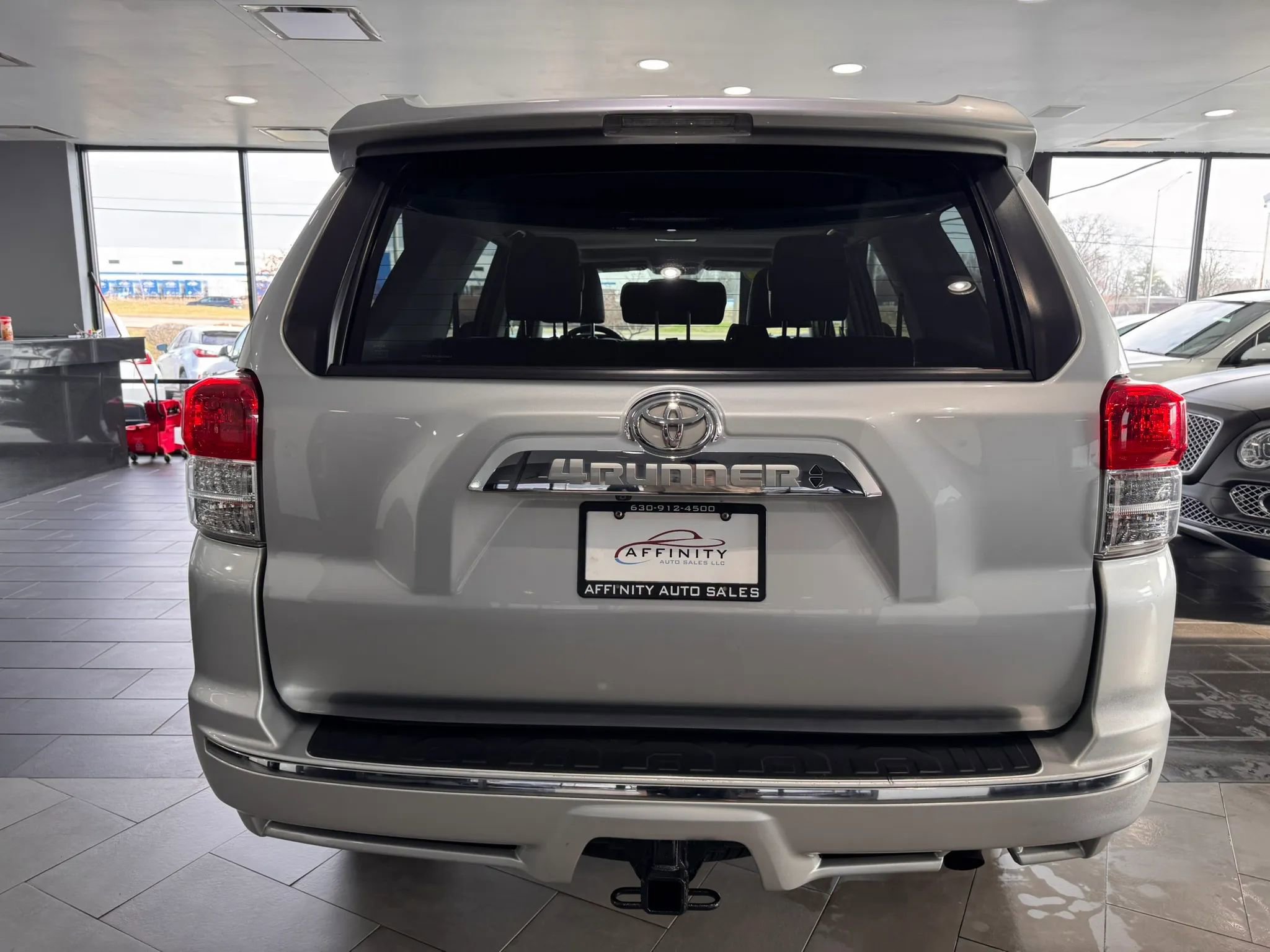 Used 2012 Toyota 4Runner Limited image 4