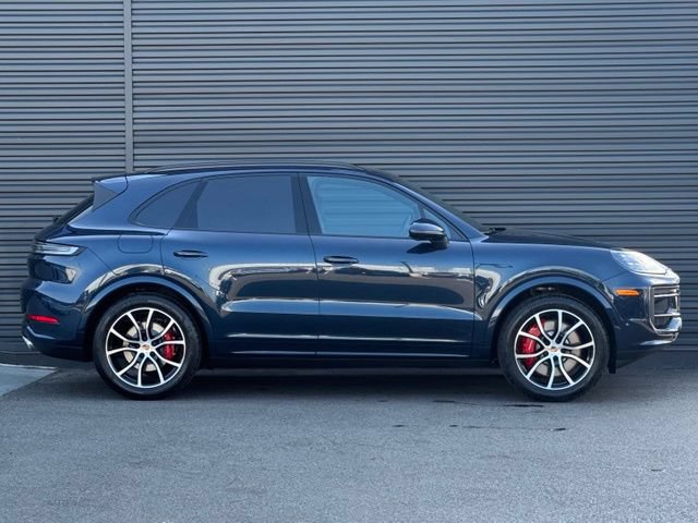 New 2026 Porsche Cayenne S AWD/4WD image 8