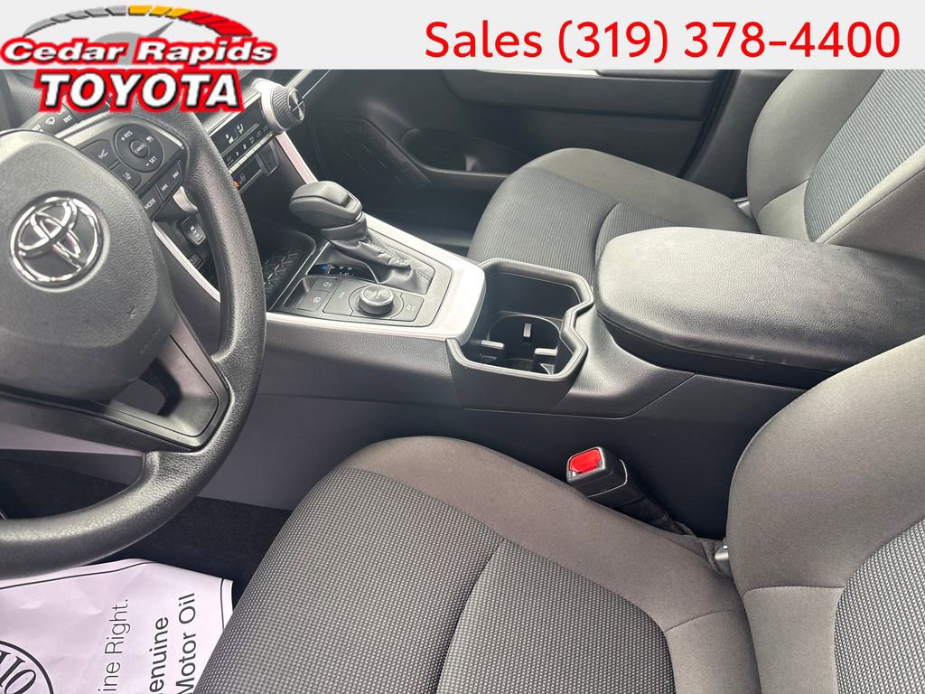Certified 2025 Toyota RAV4 LE AWD/4WD image 25