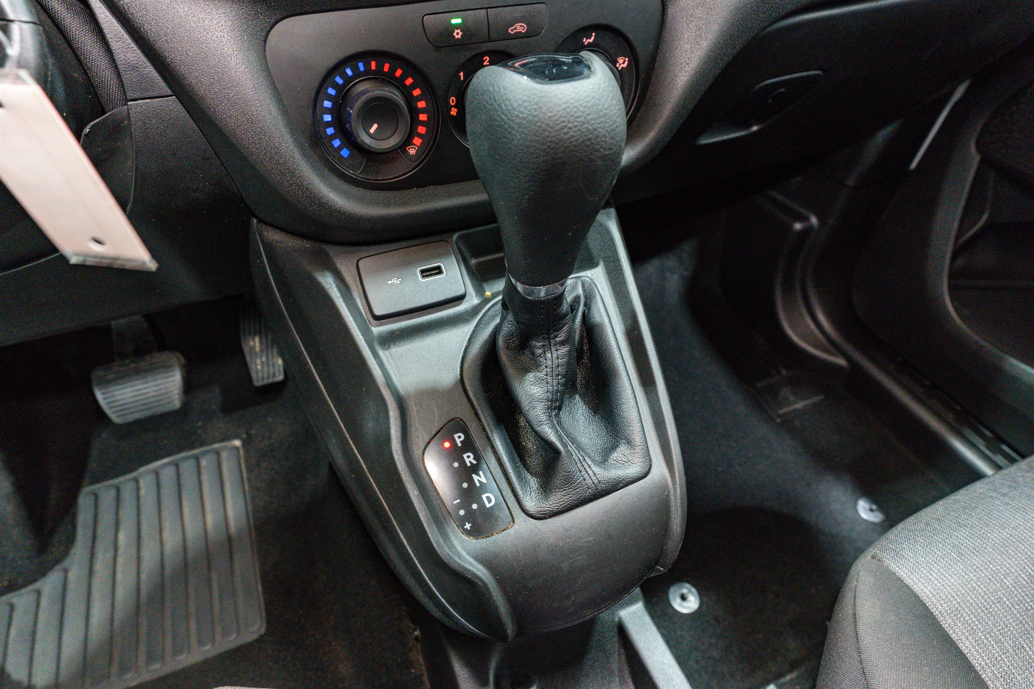 Used 2022 RAM ProMaster City Tradesman w/ Window Group 04 image 23