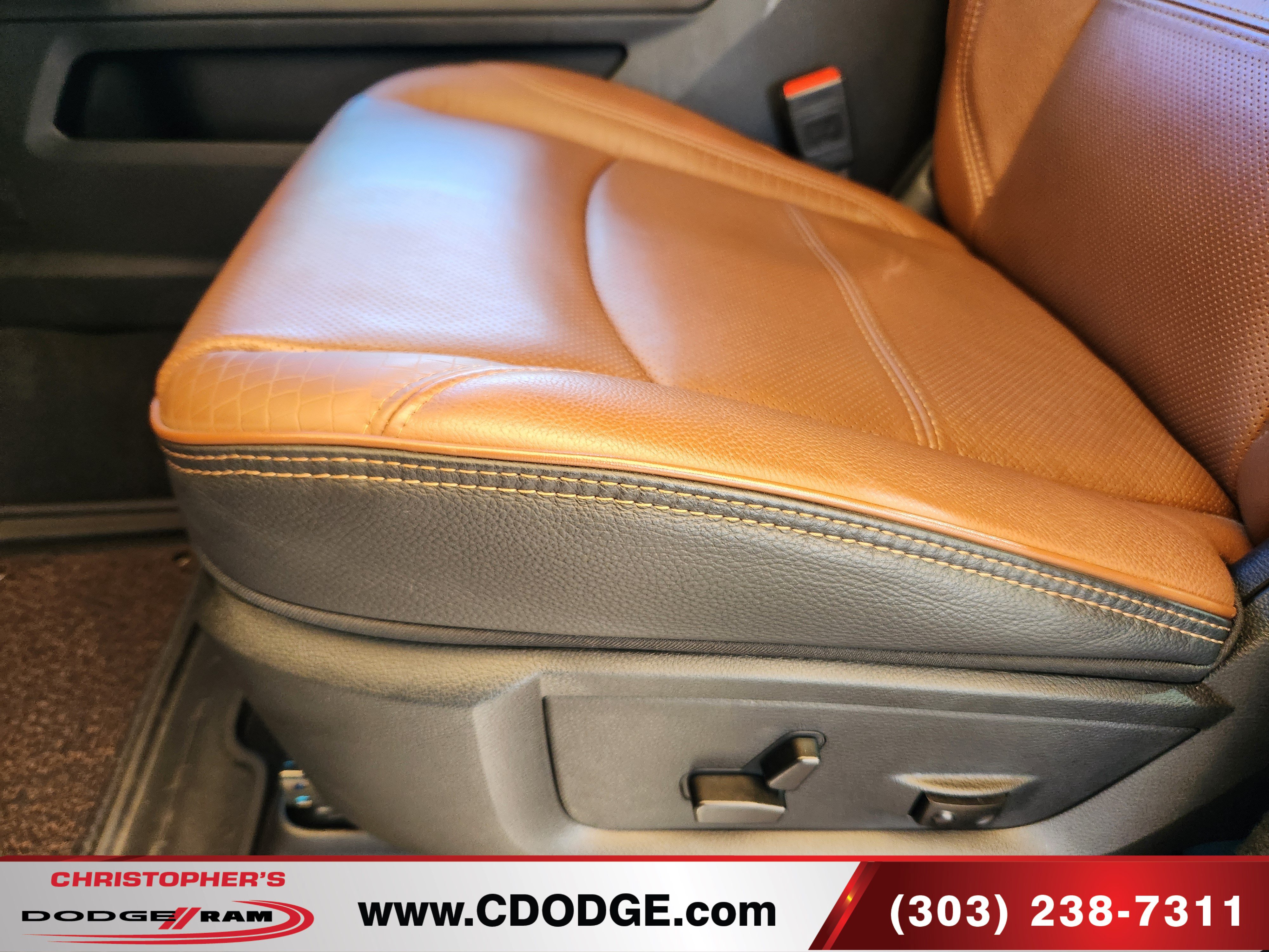 Used 2024 RAM 2500 Limited w/ Safety Group AWD/4WD image 17