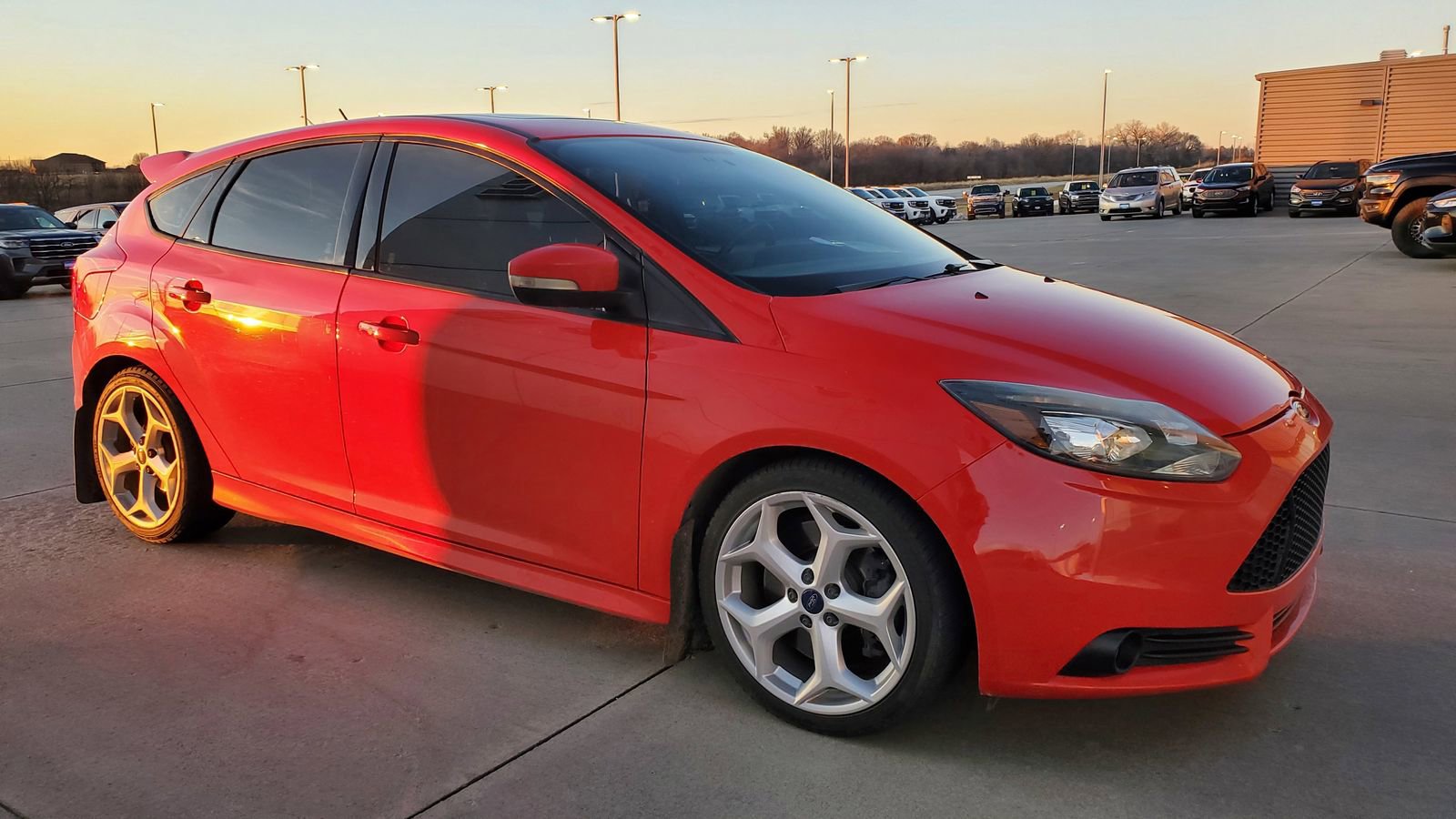 Used 2014 Ford Focus ST w/ Equipment Group 202A image 2