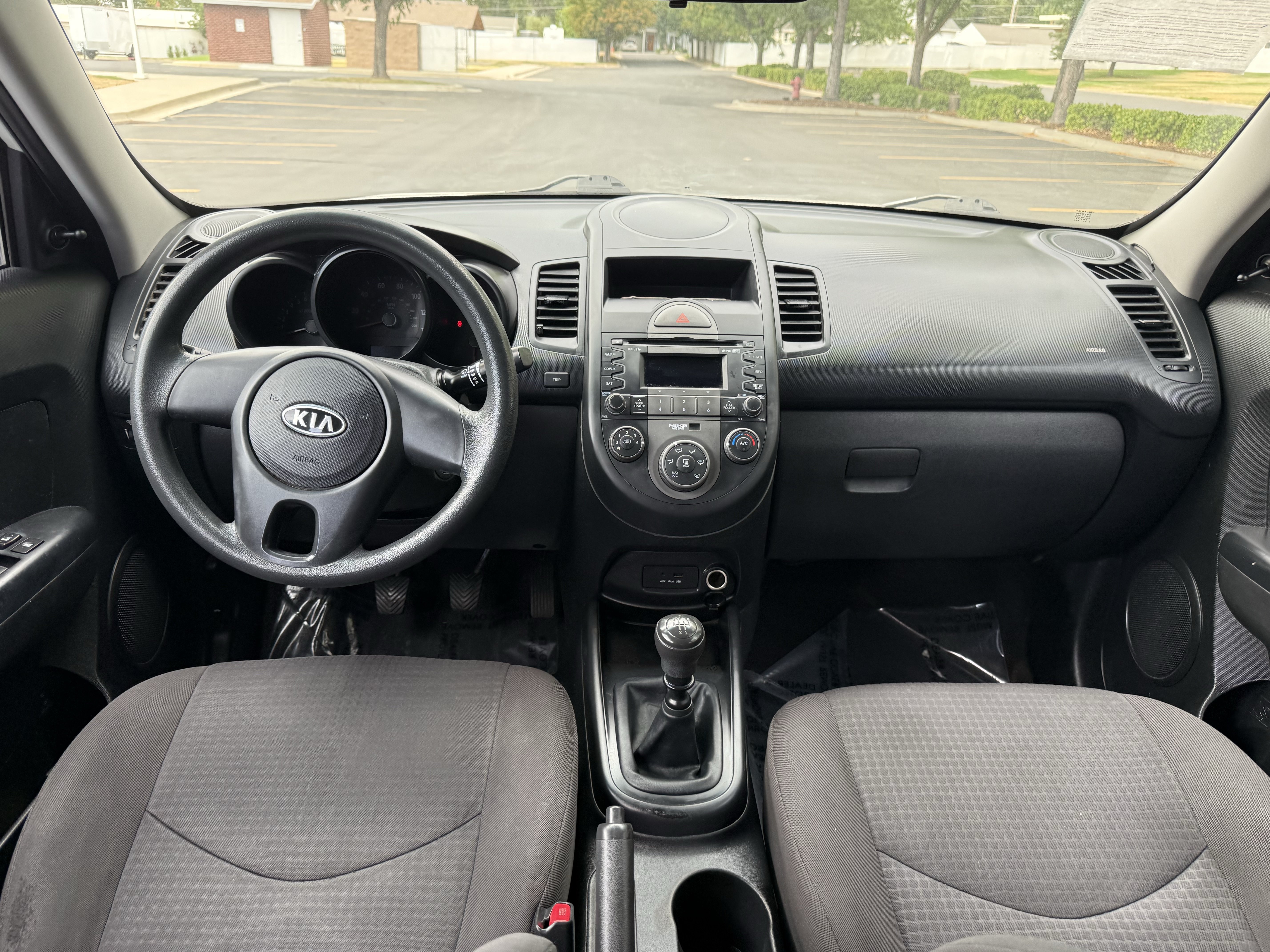 Used 2010 Kia Soul FWD image 10