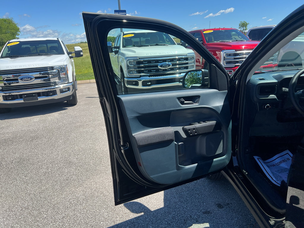 New 2025 Ford Maverick XL w/ Equipment Group 102A image 17