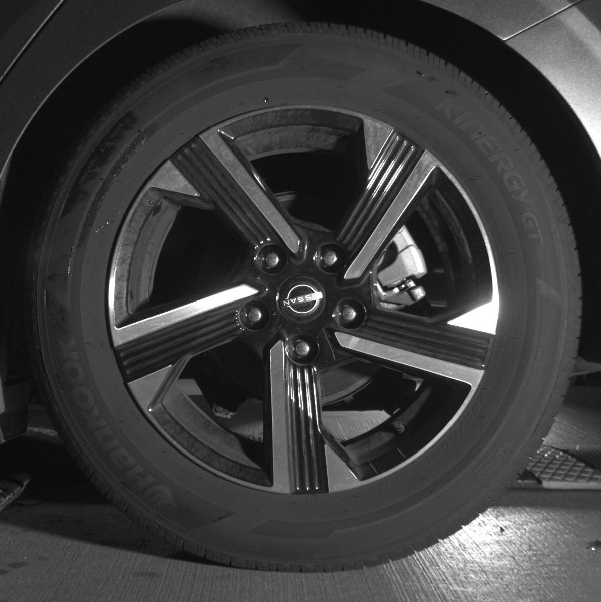 Used 2025 Nissan Sentra SV image 14