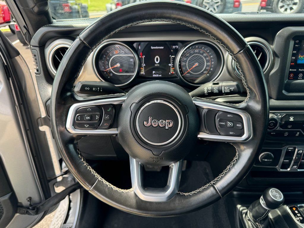 Used 2020 Jeep Wrangler Unlimited Sahara image 35