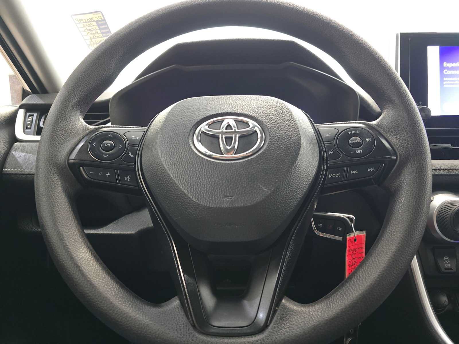 Used 2023 Toyota RAV4 LE AWD/4WD image 11