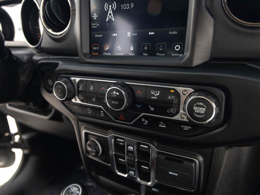 Used 2022 Jeep Gladiator Overland AWD/4WD image 20