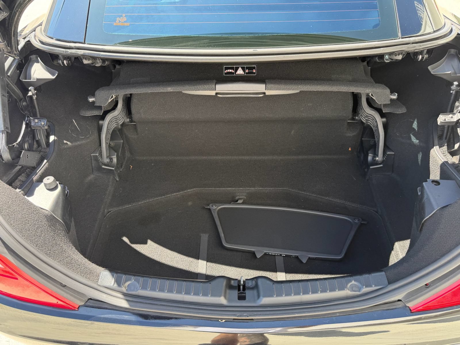 Used 2016 Mercedes-Benz SLK 300 image 19