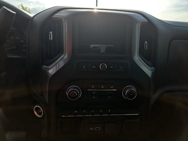 Used 2022 Chevrolet Silverado 1500 Custom AWD/4WD image 18