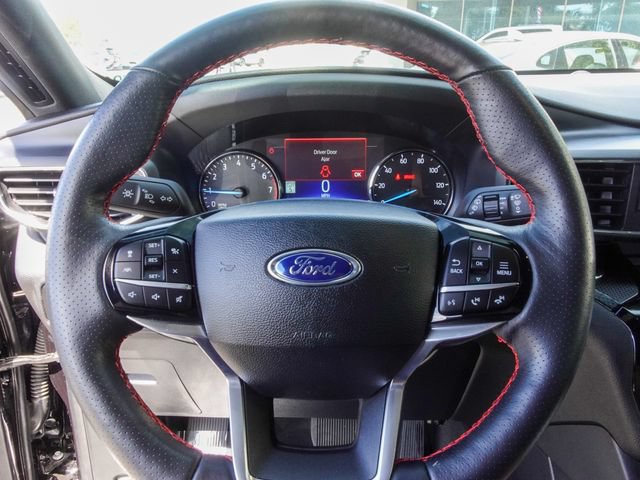 Used 2024 Ford Explorer ST-Line w/ Class IV Trailer Tow Package RWD image 12