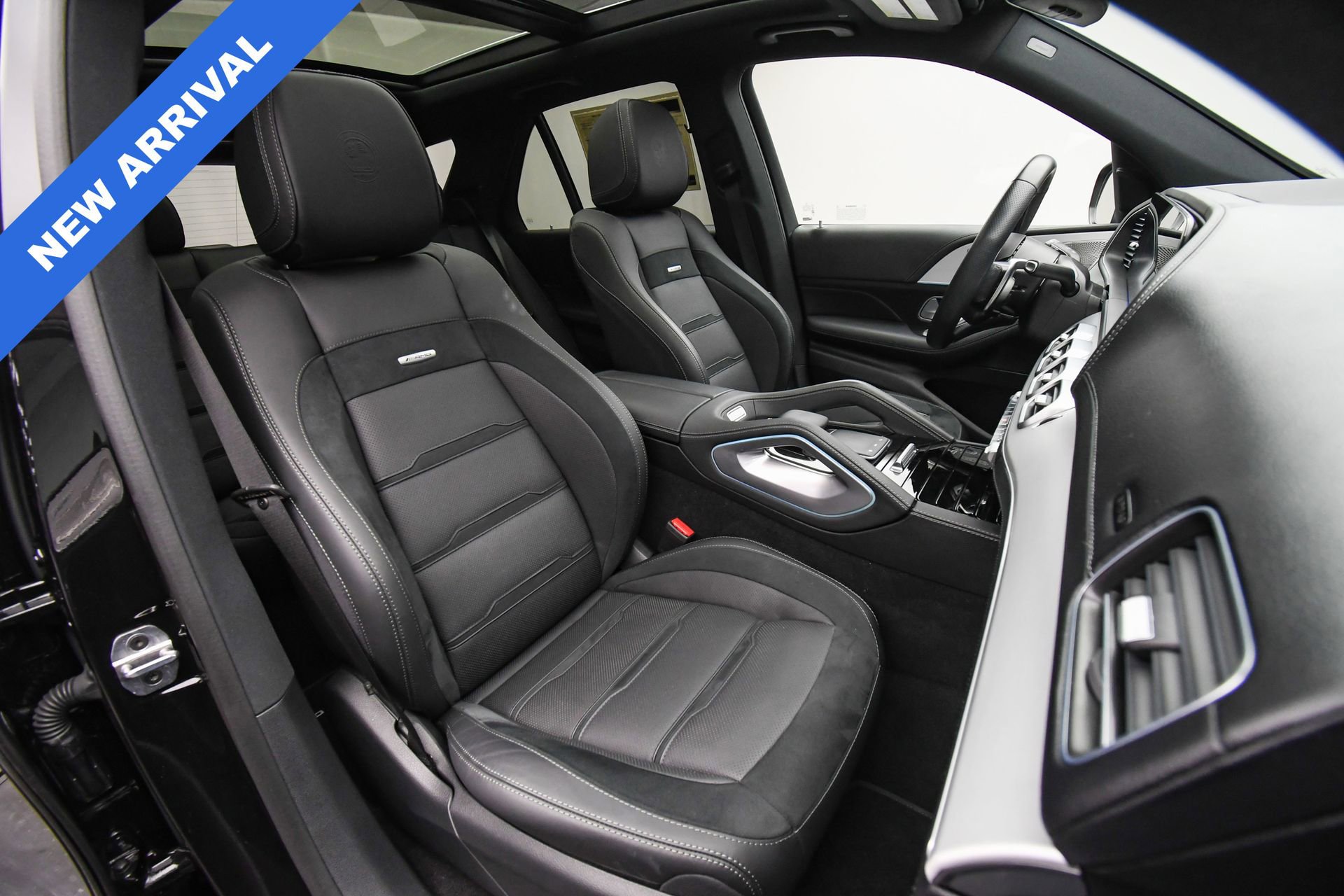 Used 2025 Mercedes-Benz GLE 53 AMG 4MATIC image 17