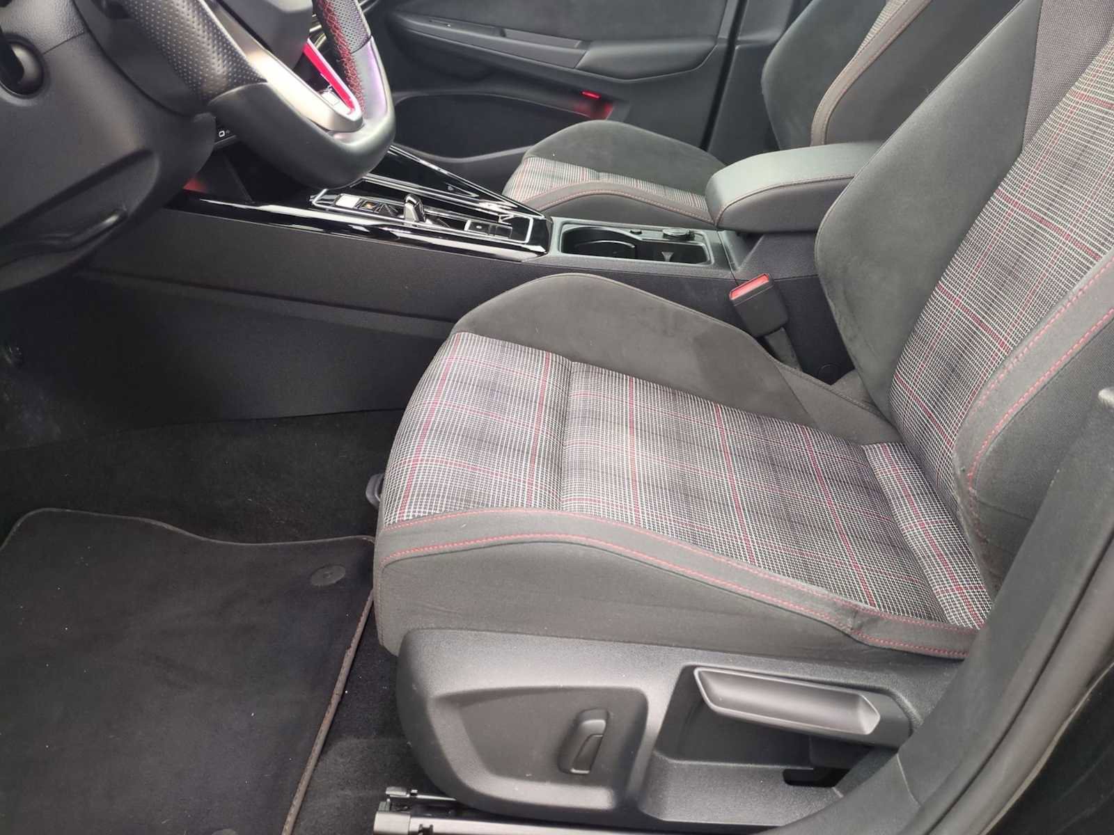 Used 2024 Volkswagen GTI S image 18