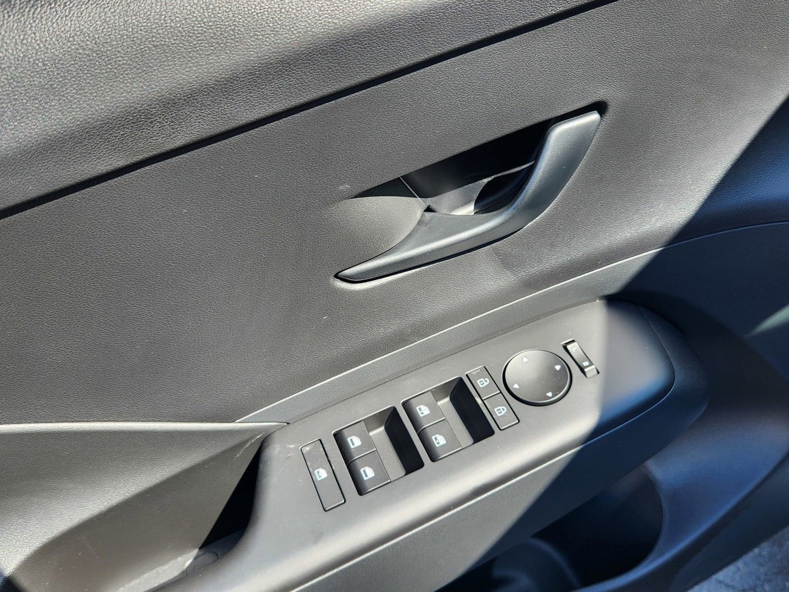 New 2026 Hyundai Kona SEL Sport FWD image 21