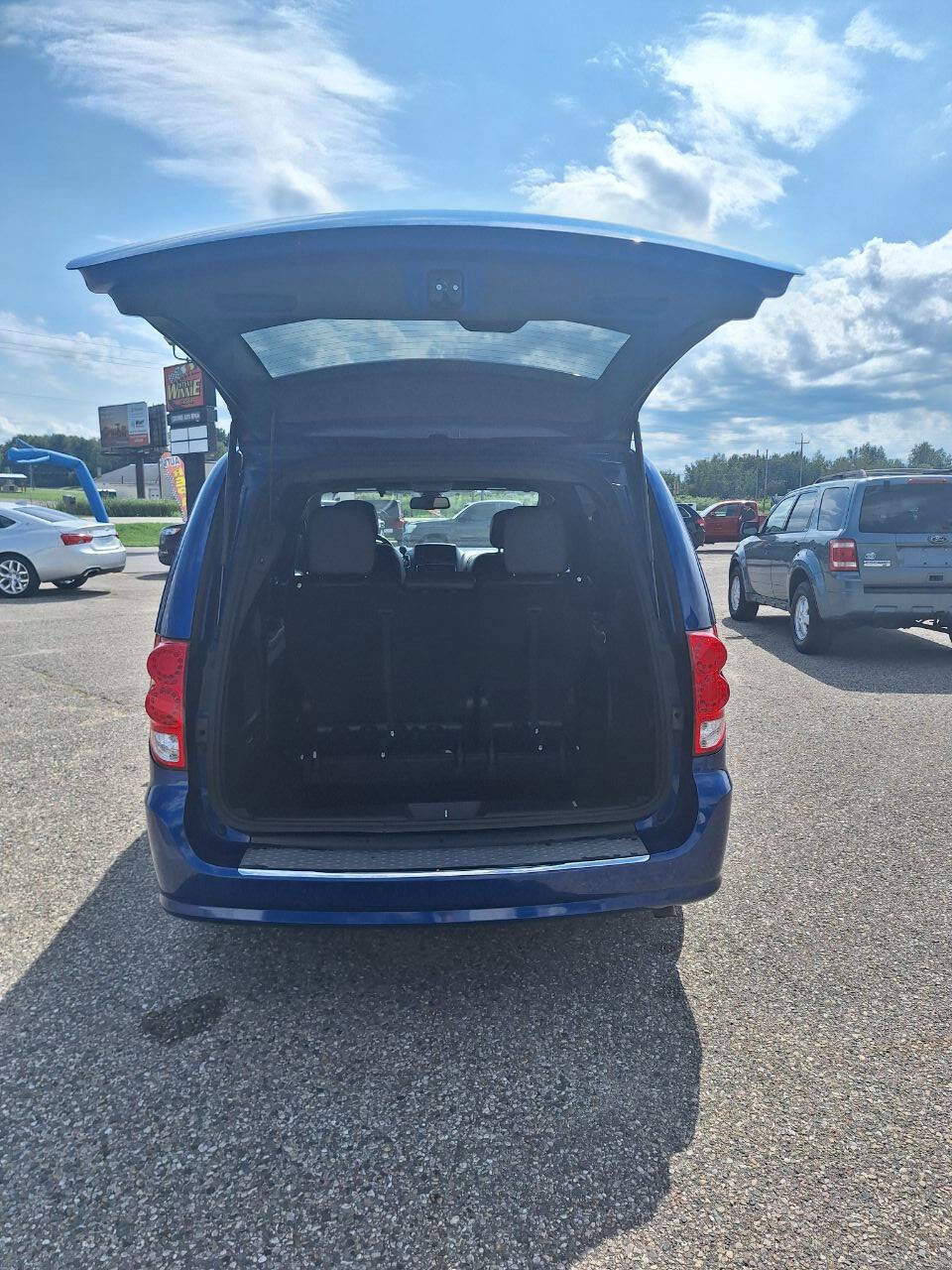 Used 2019 Dodge Grand Caravan GT image 5