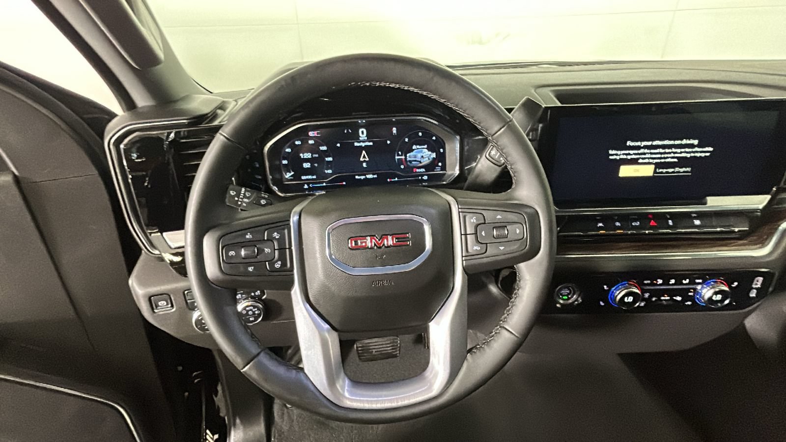 Used 2024 GMC Sierra 1500 Elevation w/ LPO, GMC Protection Package AWD/4WD image 18