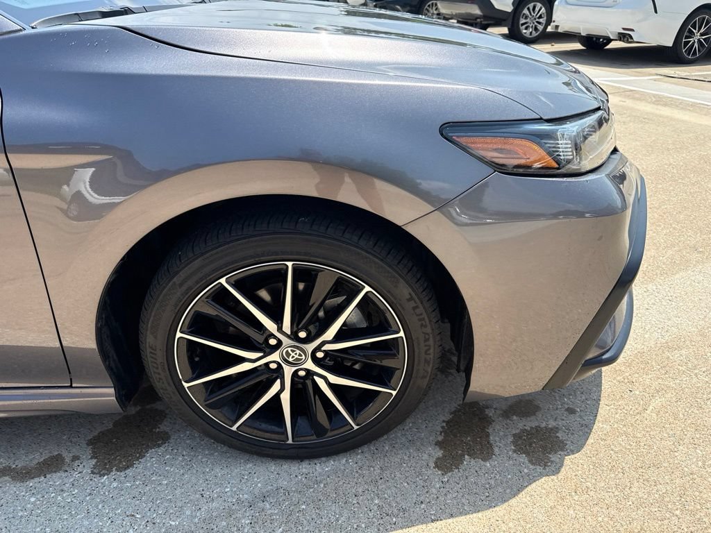 Used 2024 Toyota Camry SE FWD image 7