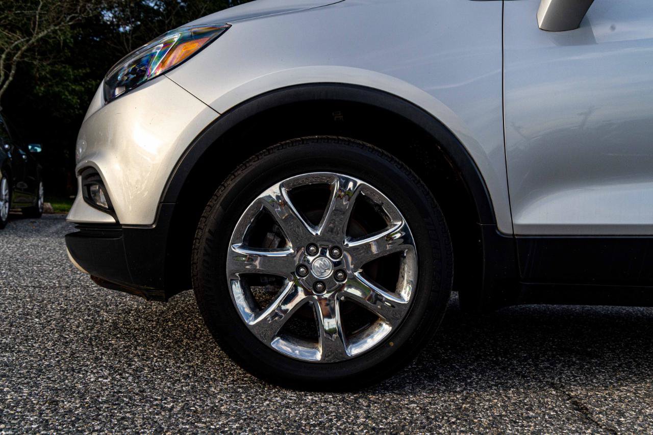 Used 2019 Buick Encore Essence w/ Experience Buick Package AWD/4WD image 10