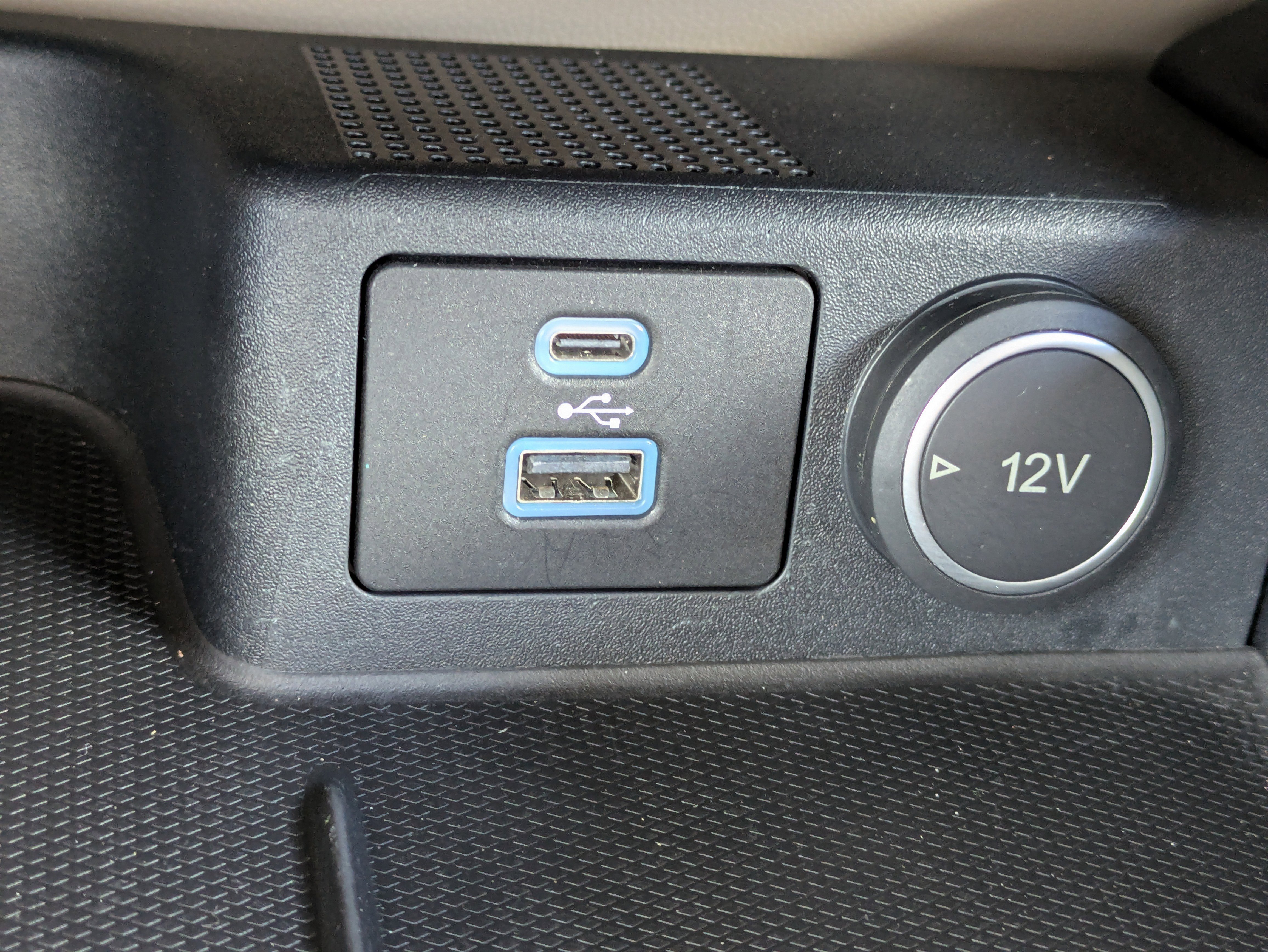 Used 2021 Ford Escape SE FWD image 25