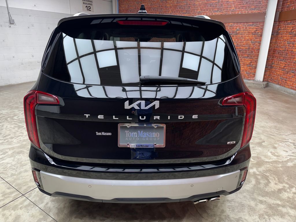 Used 2023 Kia Telluride S AWD/4WD image 4