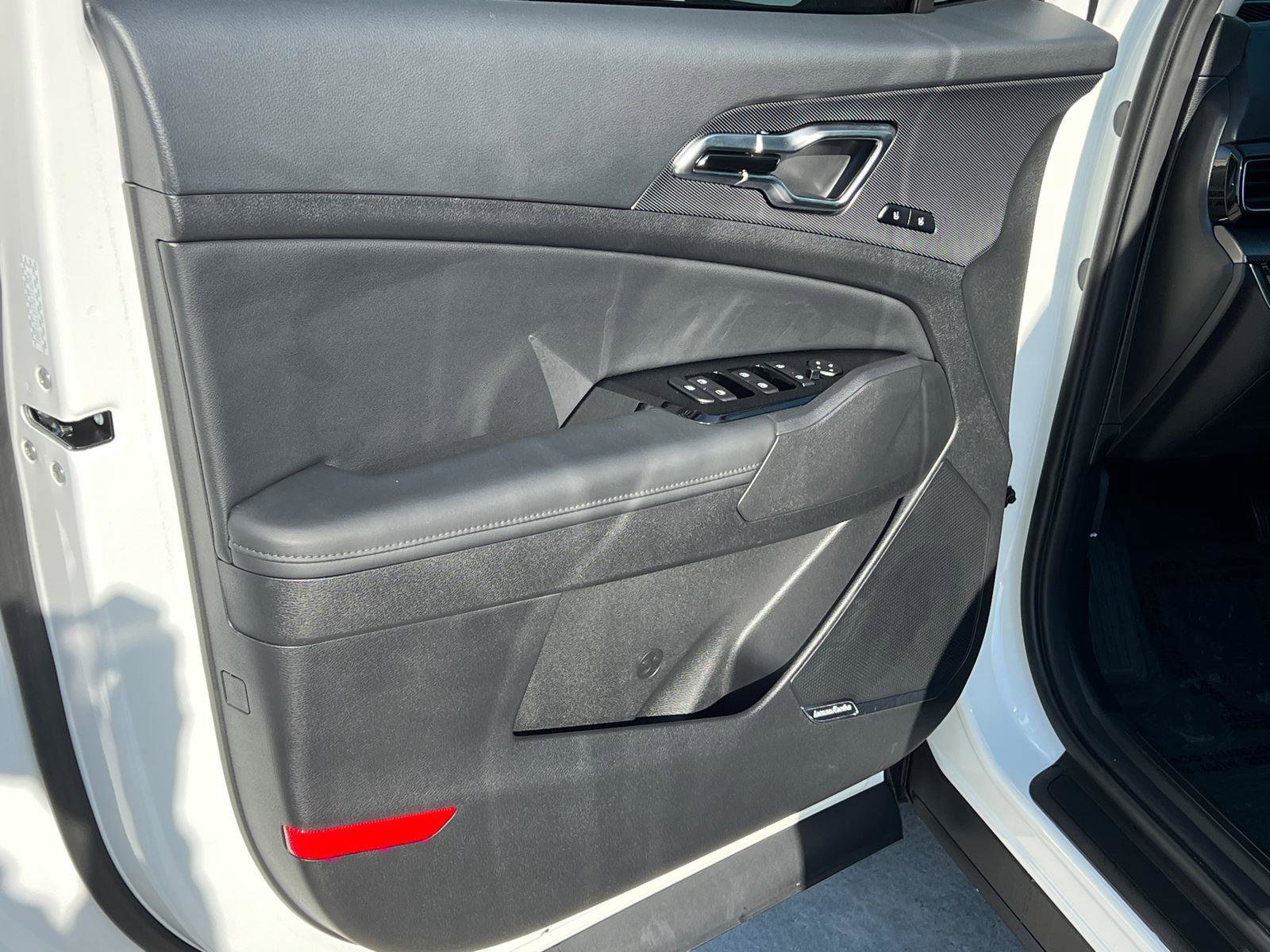 Used 2024 Kia Sportage SX Prestige image 10