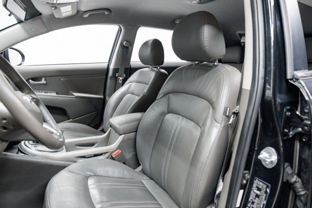 Used 2016 Kia Sportage EX image 9