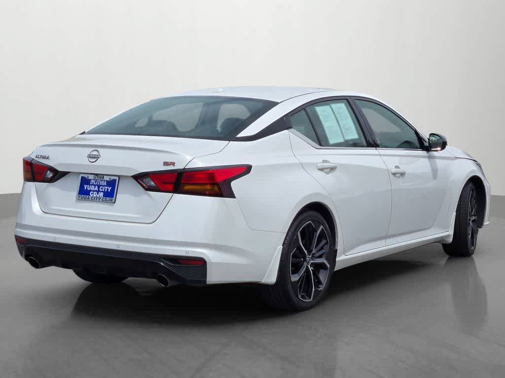 Used 2024 Nissan Altima 2.5 SR FWD image 6
