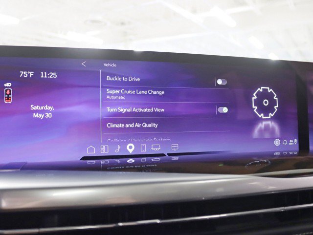 Used 2025 Cadillac Escalade Sport Platinum w/ LPO, ONYX Package AWD/4WD image 28
