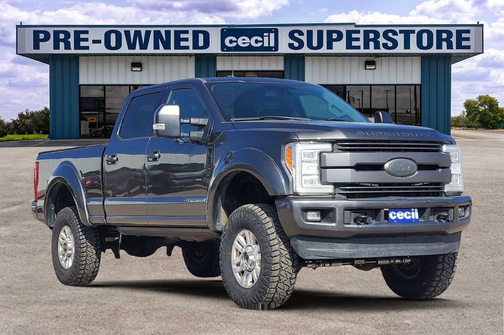 Used 2017 Ford F250 Lariat w/ Lariat Ultimate Package AWD/4WD image 1