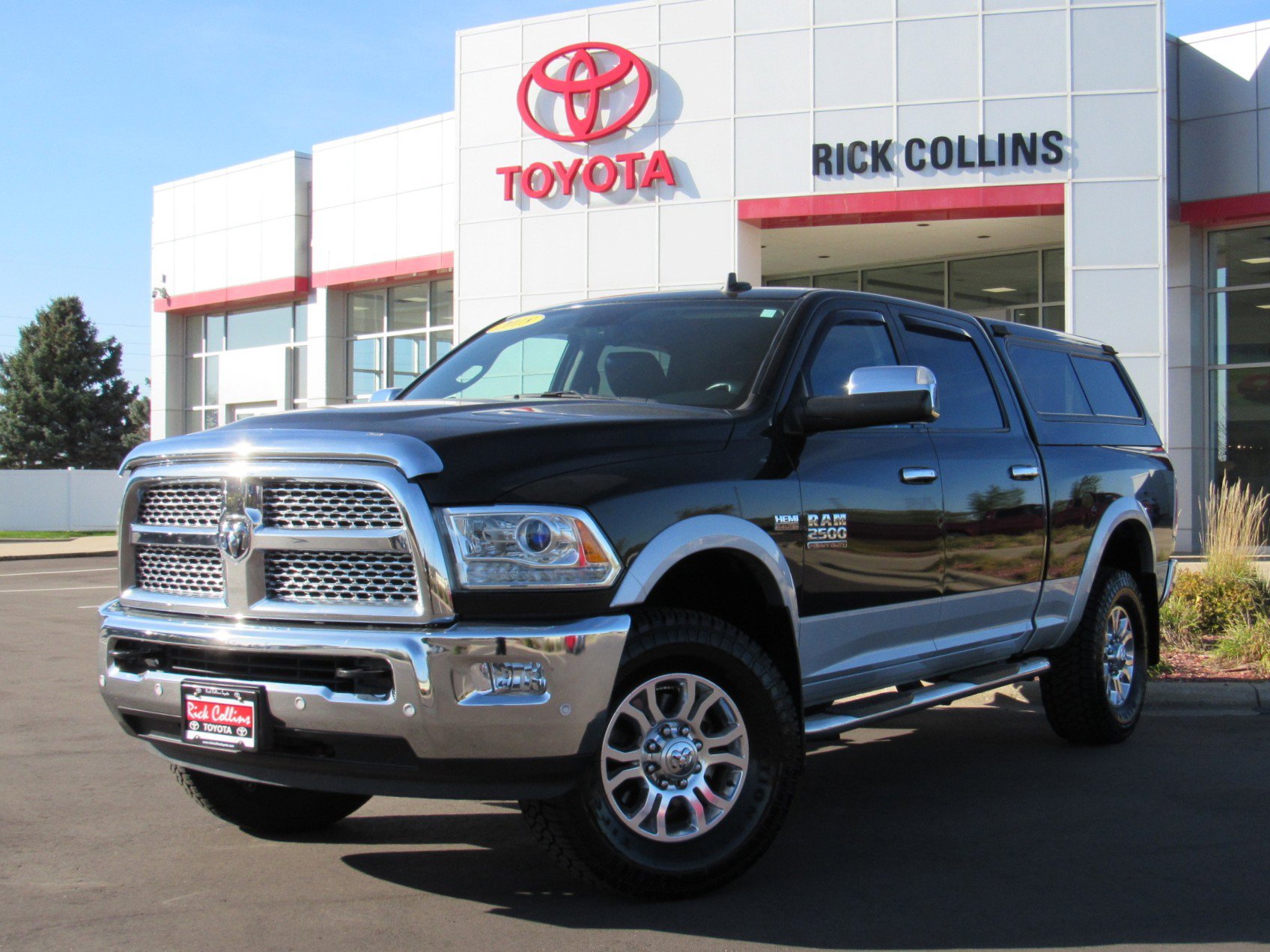 Used 2018 RAM 2500 Laramie w/ Convenience Group
