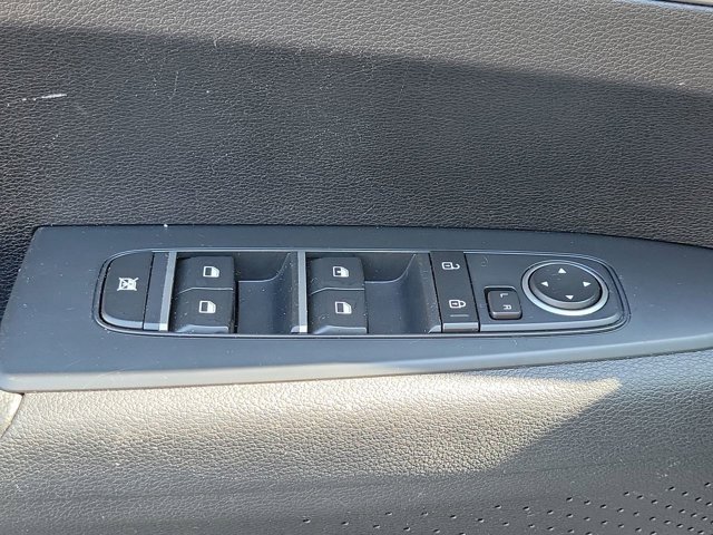Used 2019 Kia Forte LXS image 29