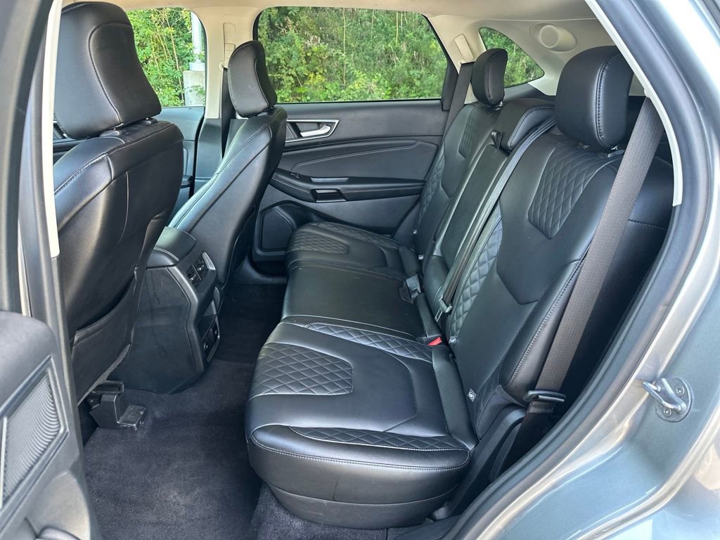 Used 2024 Ford Edge Titanium image 24
