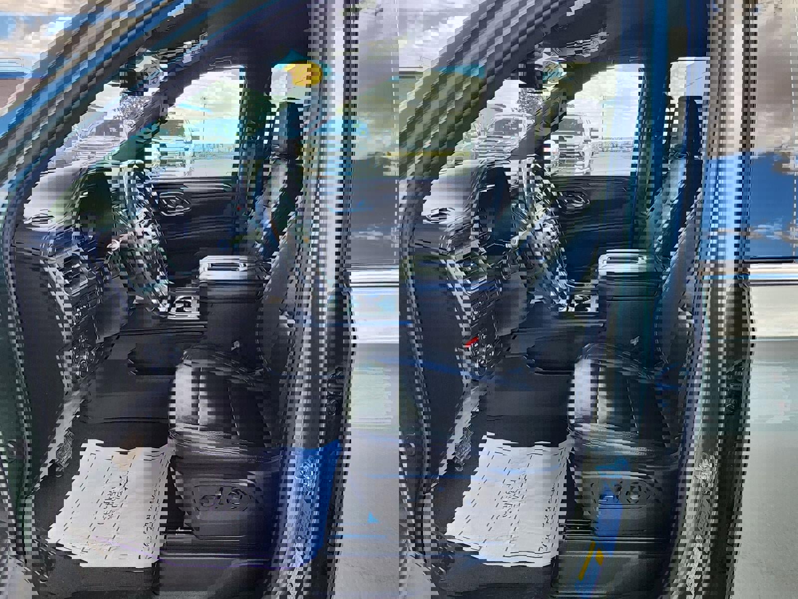 Used 2024 Chevrolet Tahoe LT image 22