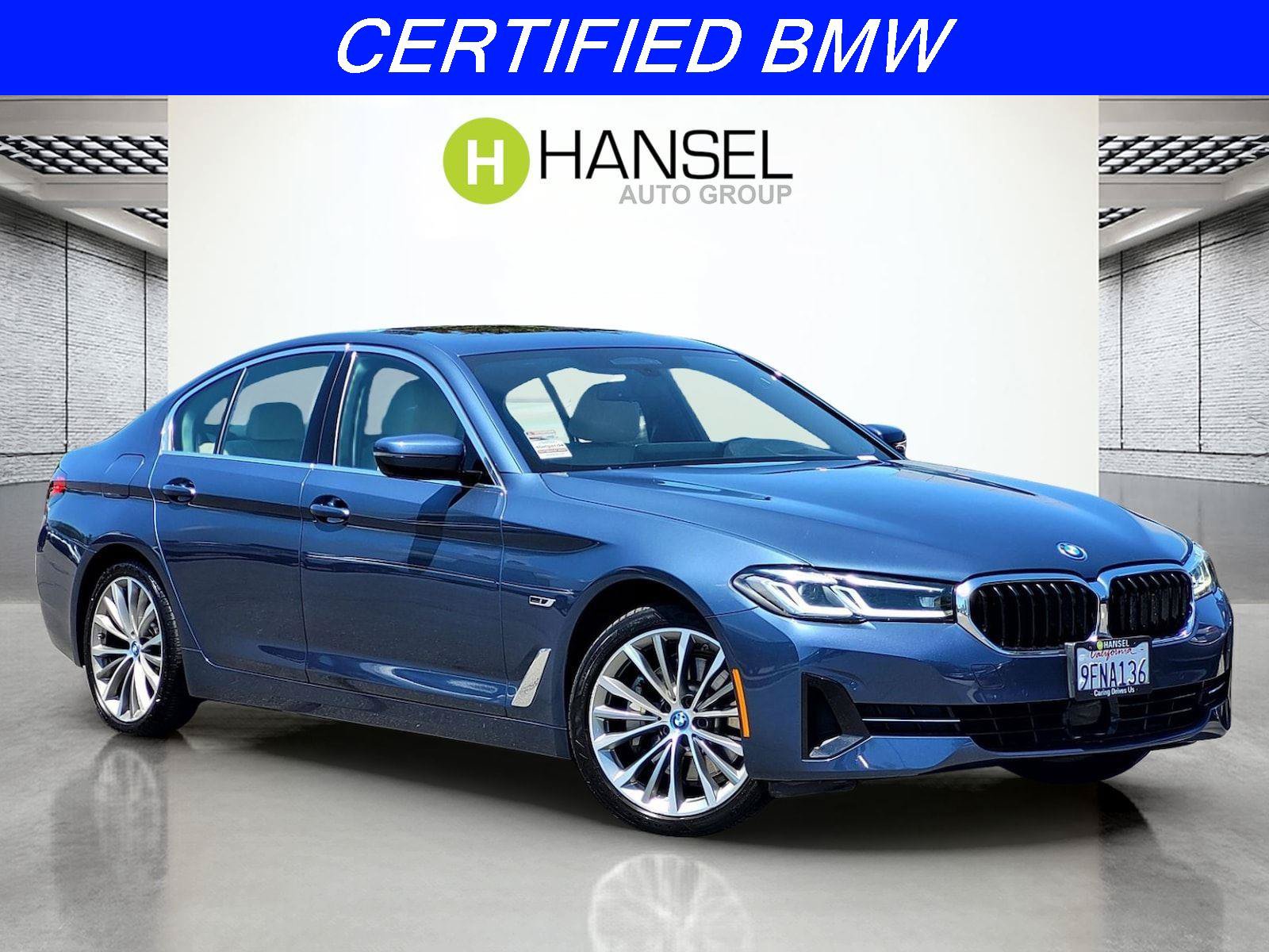 Certified 2023 BMW 530e xDrive w/ Premium Package AWD/4WD image 1