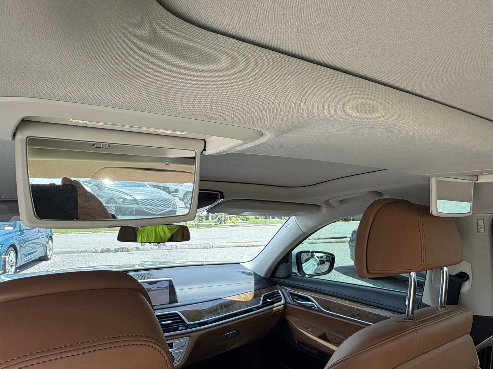 Used 2017 BMW 750i image 35