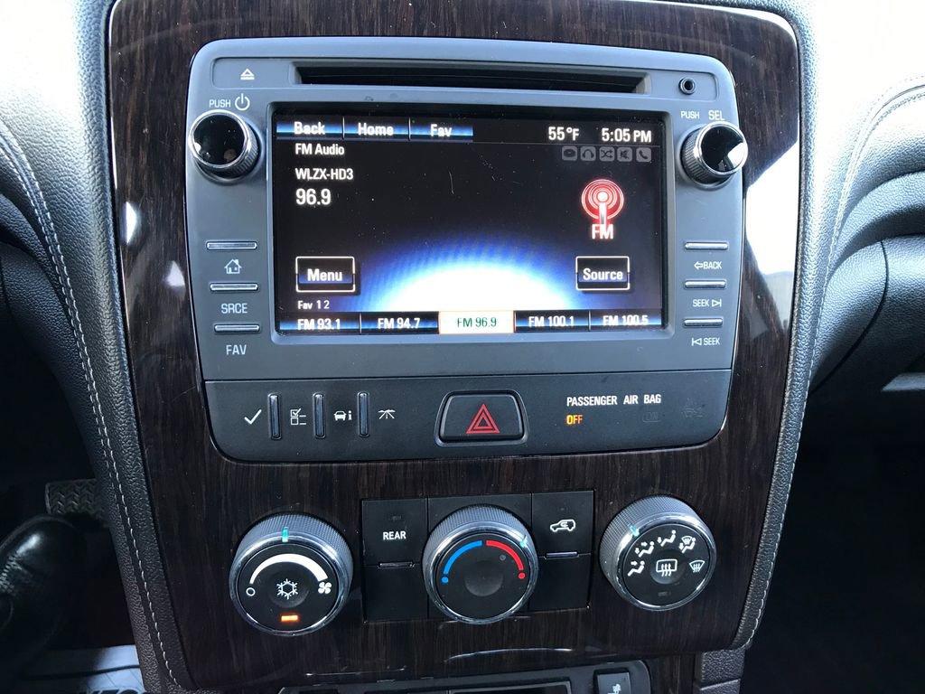 Used 2016 Chevrolet Traverse LT image 9