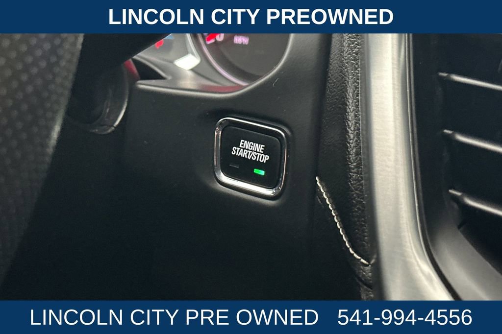 Used 2021 GMC Acadia SLE w/ Driver Convenience Package AWD/4WD image 22