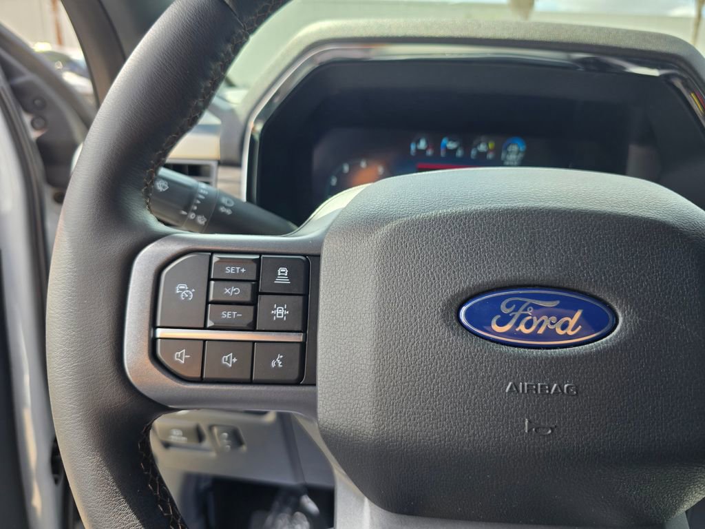 Used 2025 Ford F150 Lariat w/ FX4 Off-Road Package image 21