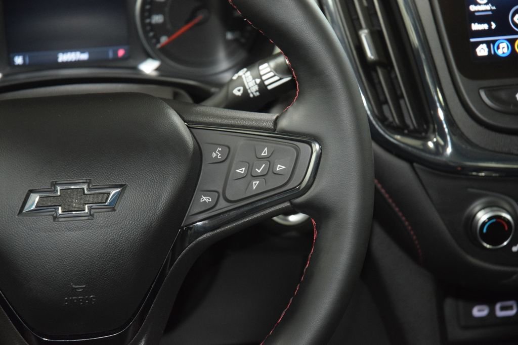 Used 2024 Chevrolet Equinox RS w/ RS Leather Package image 38