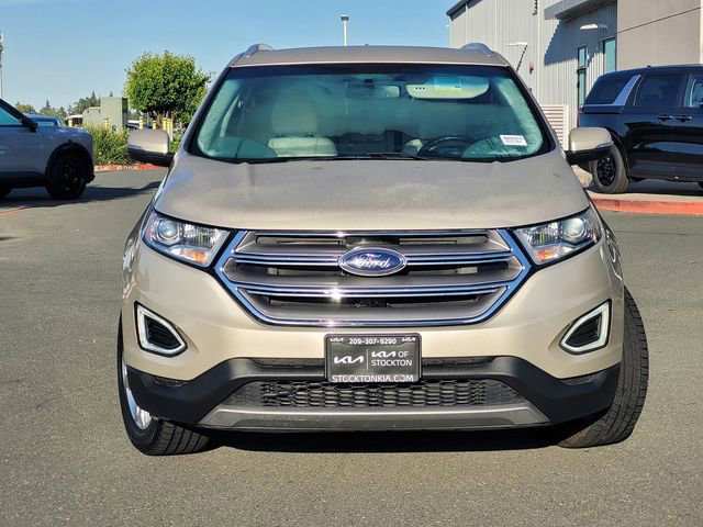 Used 2018 Ford Edge Titanium w/ Technology Package AWD/4WD image 2