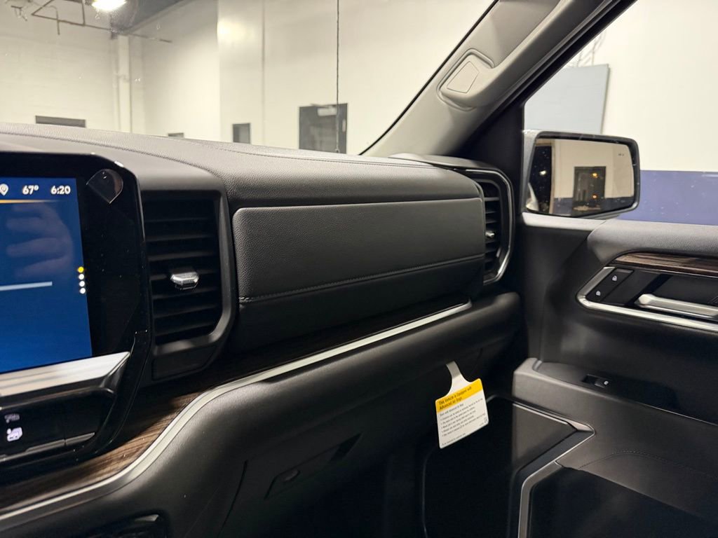 New 2026 Chevrolet Silverado 1500 LT w/ Z71 Off-Road Package image 24