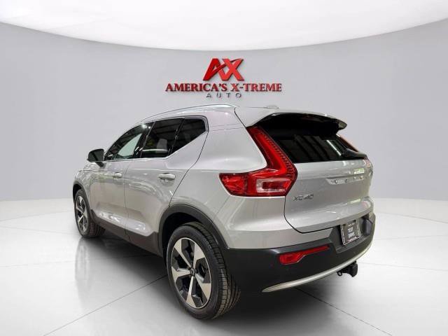 Used 2023 Volvo XC40 B5 Plus w/ Driver Assist Package AWD/4WD image 6